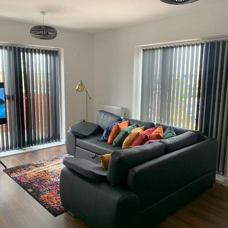 Lakeside 2 Bed Luxury Apartment No Parties No Events Early Check-In Late Check- Out Allowed 웨스트 서록 외부 사진